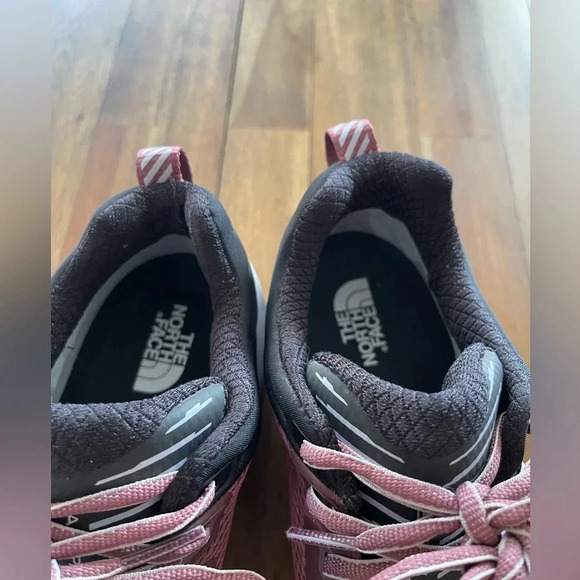 The North Face Women's VECTIV™ Fastpack FUTURELIGHT™ Shoes - Picture 7 of 13